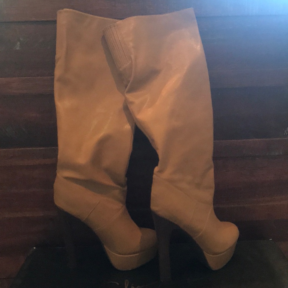 Colin Stuart platform high heel boots